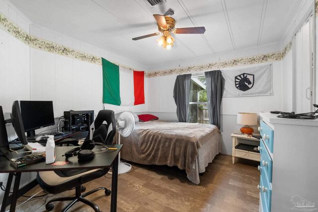 2556 Granada Camino, Pensacola, FL 32507