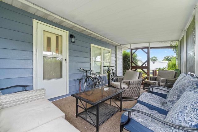 2556 Granada Camino, Pensacola, FL 32507