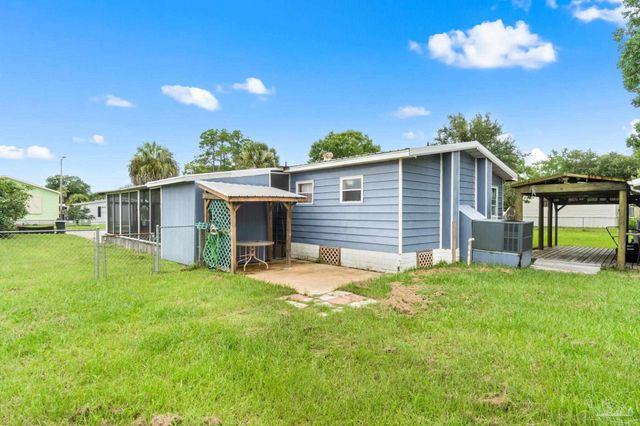 2556 Granada Camino, Pensacola, FL 32507