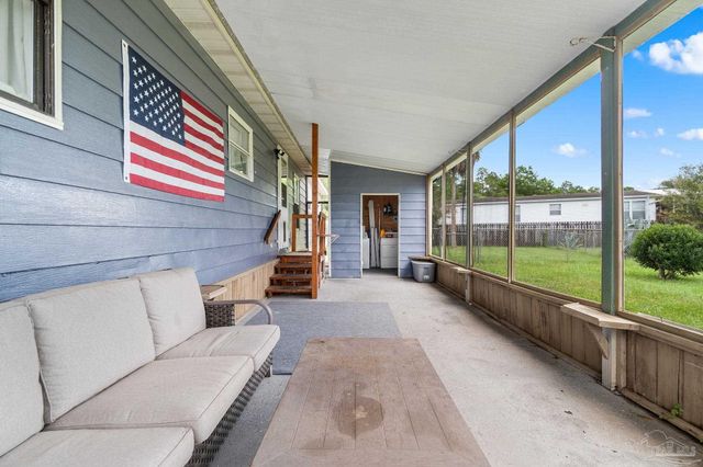 2556 Granada Camino, Pensacola, FL 32507