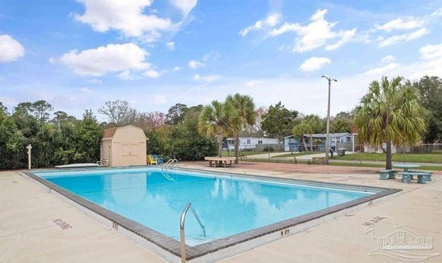 2556 Granada Camino, Pensacola, FL 32507