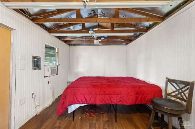 2556 Granada Camino, Pensacola, FL 32507