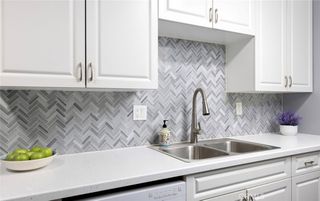 1000 W MacArthur Boulevard 11, Santa Ana, CA 92707