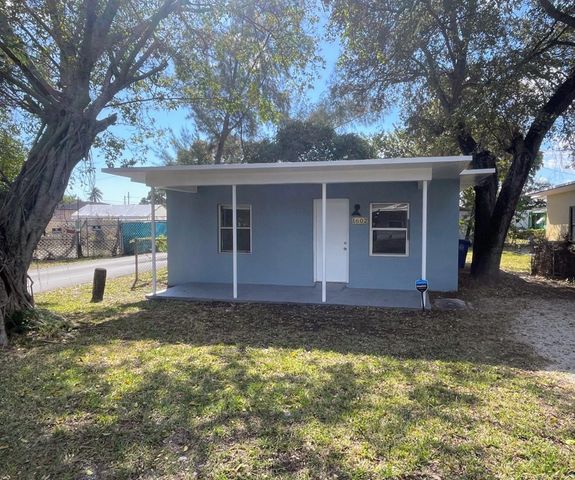 1602 NW 7th Place, Fort Lauderdale, FL 33311