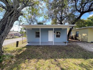 1602 NW 7th Place, Fort Lauderdale, FL 33311