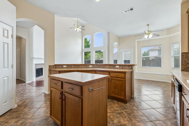 5536 Rock Canyon Road, The Colony, TX 75056