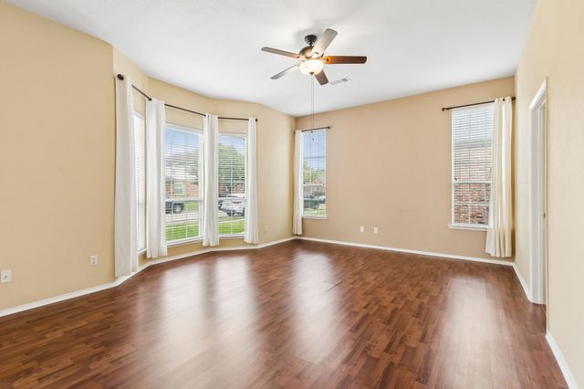 5536 Rock Canyon Road, The Colony, TX 75056