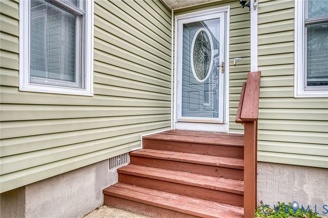 1700 Winters Hill Cir, North Chesterfield, VA 23236