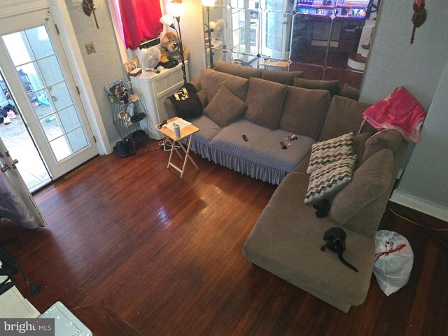 4811 N 7TH ST, Philadelphia, PA 19120