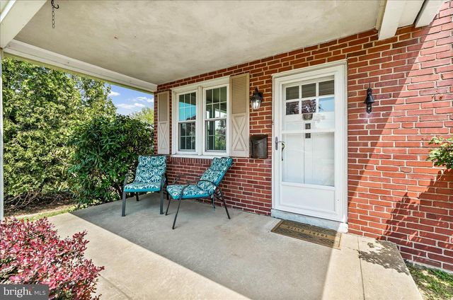 2653 BRIERWOOD RD, Broomall, PA 19008