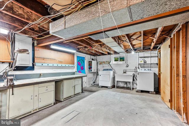 2653 BRIERWOOD RD, Broomall, PA 19008