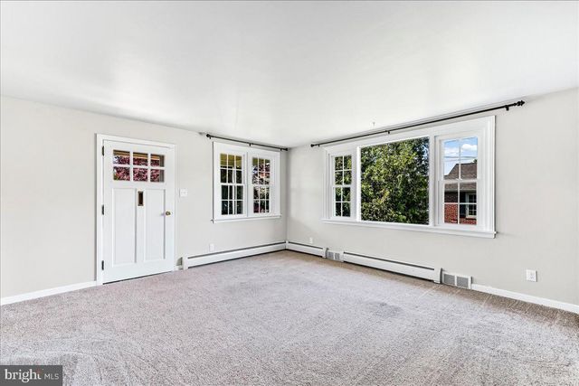 2653 BRIERWOOD RD, Broomall, PA 19008