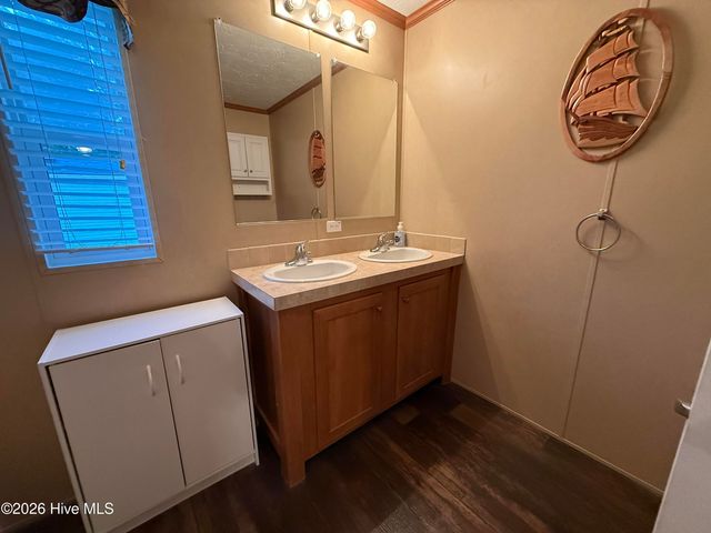 1584 Gate 2 SW, Ocean Isle Beach, NC 28469