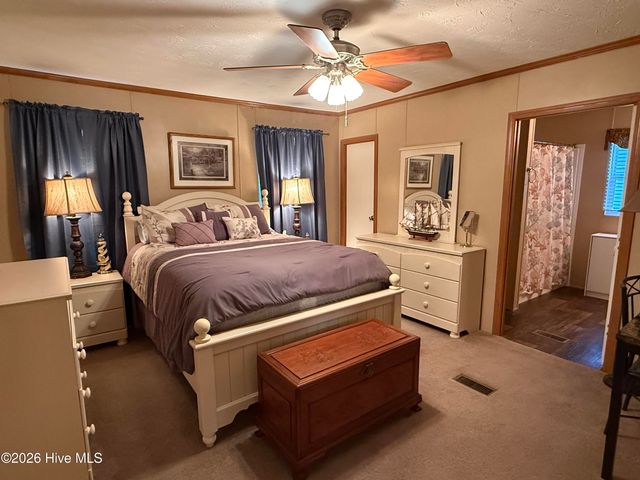 1584 Gate 2 SW, Ocean Isle Beach, NC 28469