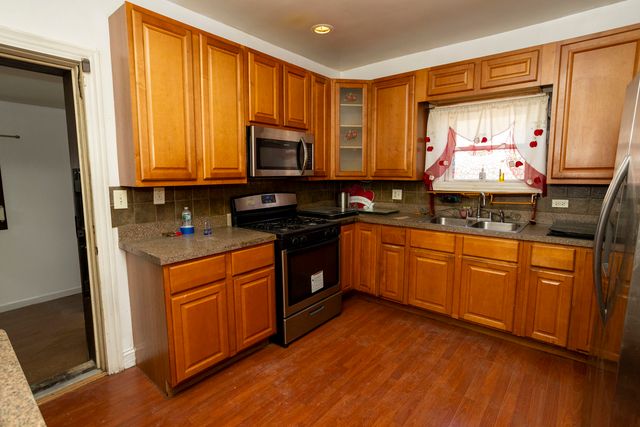 1540 N Mason Avenue, Chicago, IL 60651
