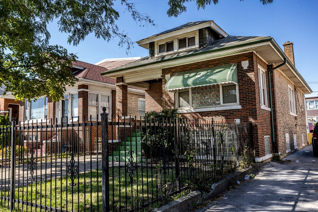 1540 N Mason Avenue, Chicago, IL 60651