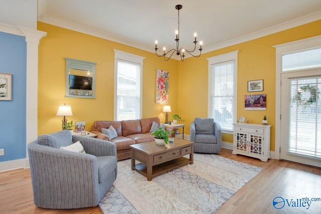 229 Walker Avenue NE, Huntsville, AL 35801