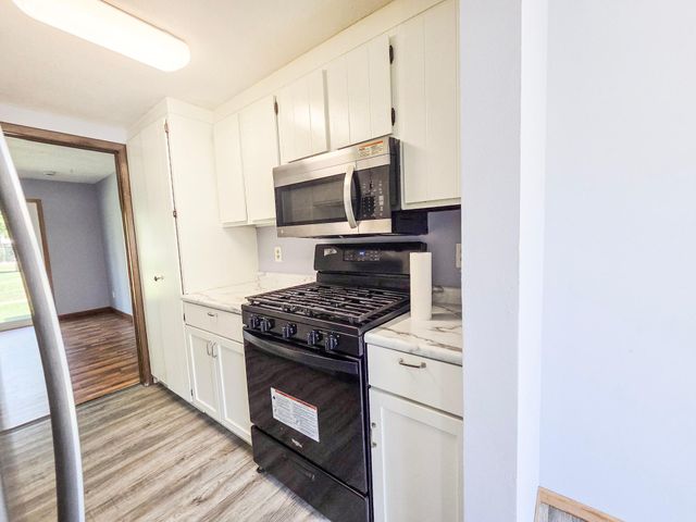 7618 Hampshire Avenue N, Brooklyn Park, MN 55428