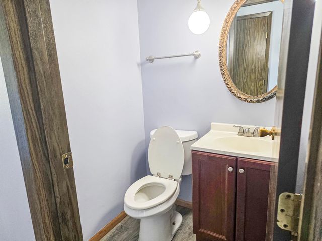 7618 Hampshire Avenue N, Brooklyn Park, MN 55428