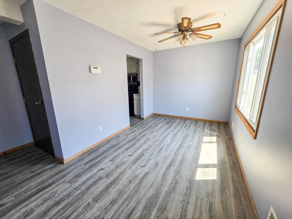 7618 Hampshire Avenue N, Brooklyn Park, MN 55428 — photo 5