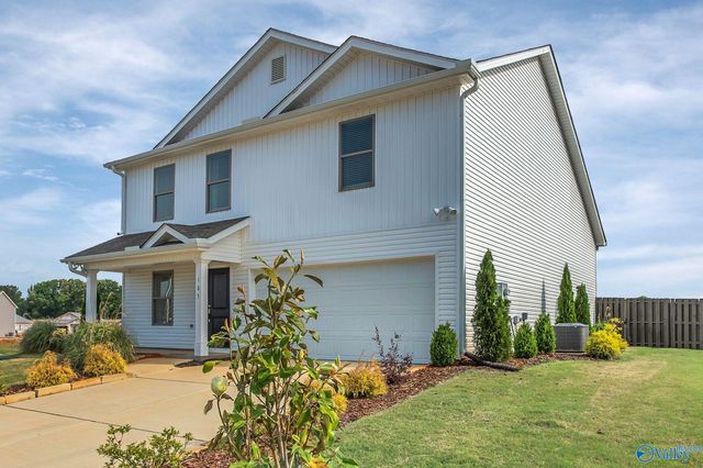 105 Greyhound Lane, Harvest, AL 35749