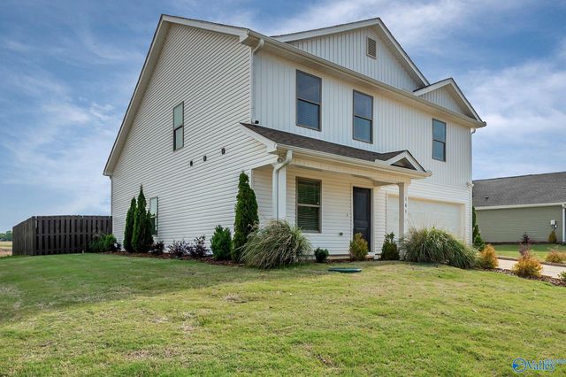 105 Greyhound Lane, Harvest, AL 35749