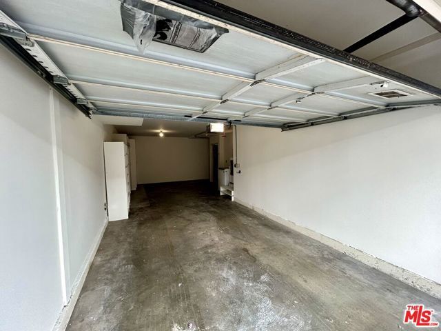 5145 Yarmouth Avenue 25, Encino (los Angeles), CA 91316