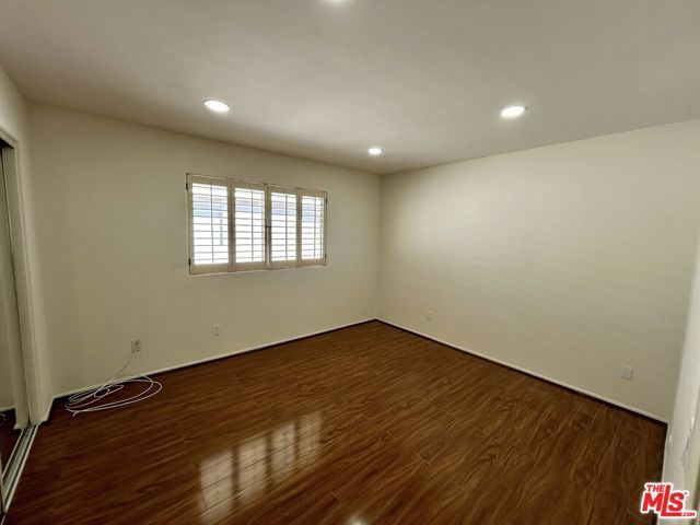 5145 Yarmouth Avenue 25, Encino (los Angeles), CA 91316