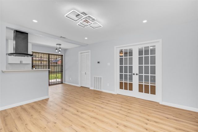 11018 Long Gate Drive, Houston, TX 77047