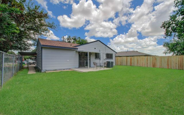 11018 Long Gate Drive, Houston, TX 77047