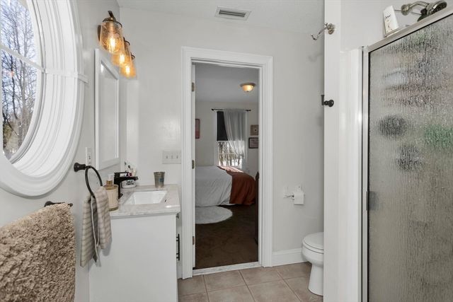 745 Glendale Rd, Wilbraham, MA 01095