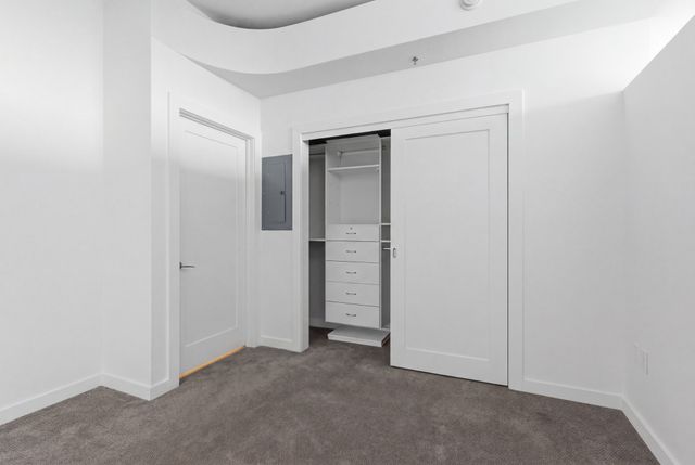 900 20th Ave S Apt 1004, Nashville, TN 37212