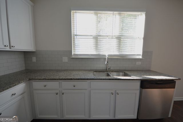 2364 Overlook Avenue, Lithonia, GA 30058