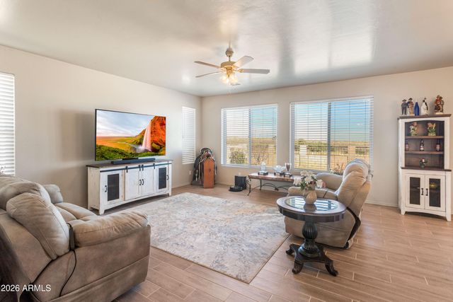 6757 E VAQUERO Circle, Hereford, AZ 85615