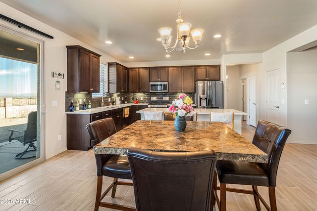 6757 E VAQUERO Circle, Hereford, AZ 85615