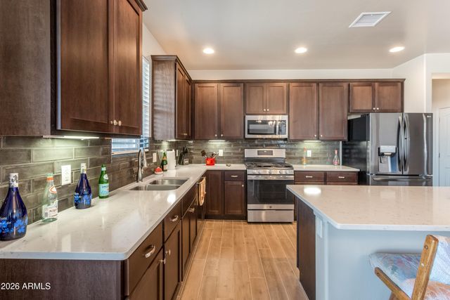 6757 E VAQUERO Circle, Hereford, AZ 85615