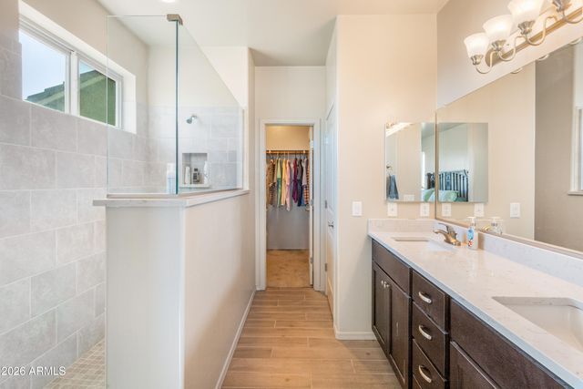 6757 E VAQUERO Circle, Hereford, AZ 85615