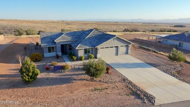 6757 E VAQUERO Circle, Hereford, AZ 85615