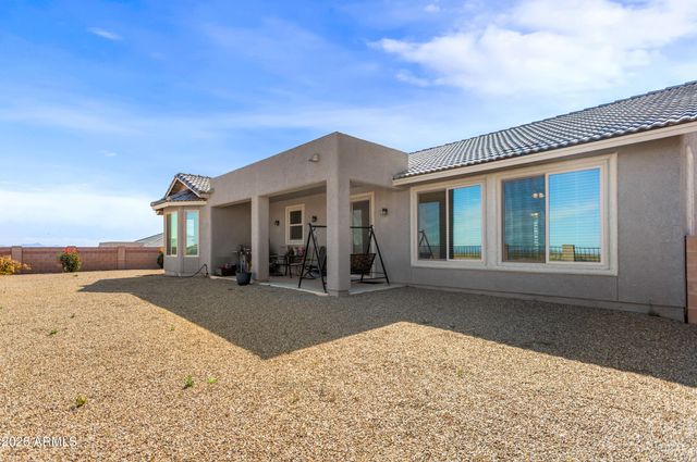 6757 E VAQUERO Circle, Hereford, AZ 85615