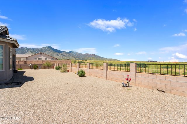 6757 E VAQUERO Circle, Hereford, AZ 85615