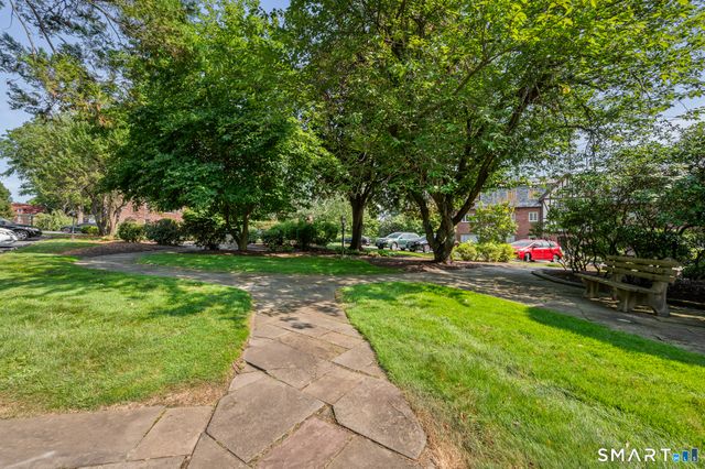 779 Prospect Avenue C8, West Hartford, CT 06117