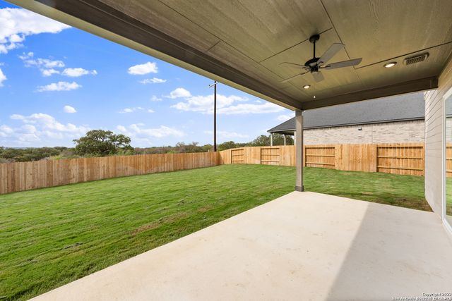 174 AZALEA ALY, Castroville, TX 78009