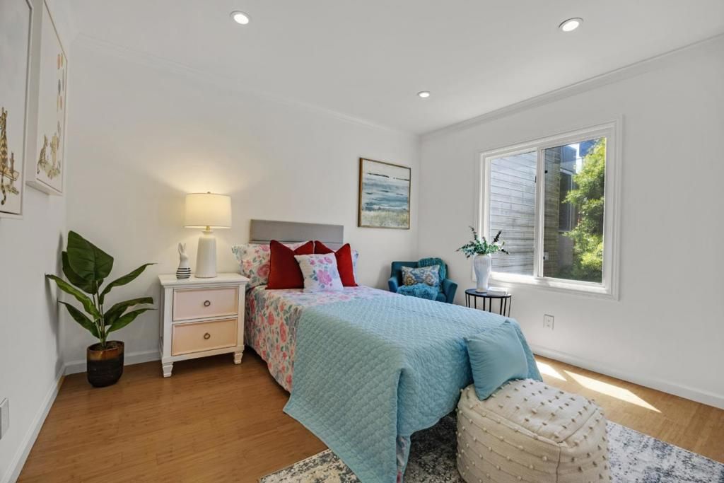 Image 17 of property listing at 190 Marietta Drive, San Francisco, CA 94127