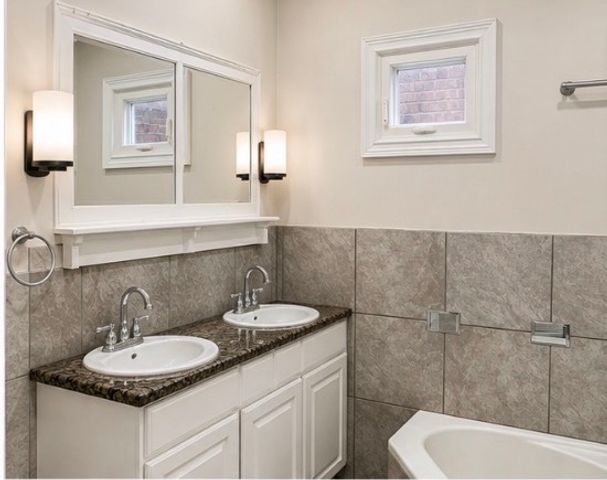 6541 S Ellis Avenue 2, Chicago, IL 60637