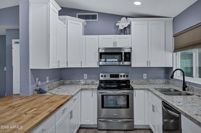 4319 E CONTESSA Street, Mesa, AZ 85205