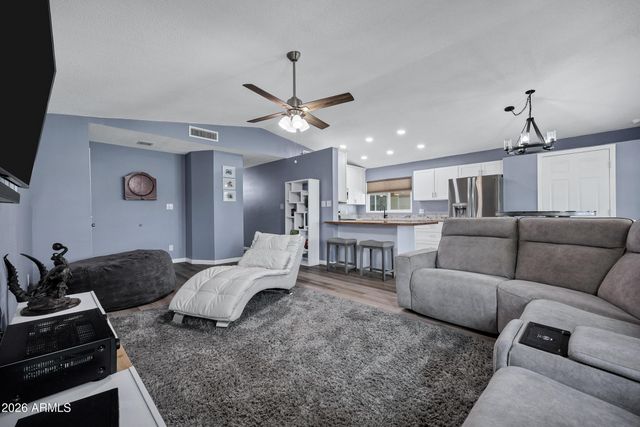 4319 E CONTESSA Street, Mesa, AZ 85205