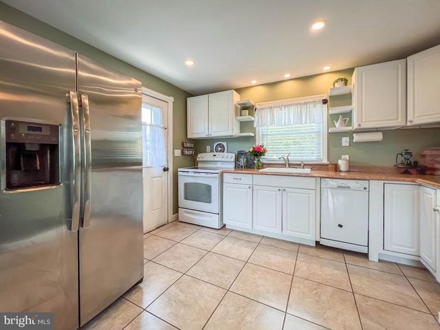 514 PROSPECT AVE, Morrisville, PA 19067