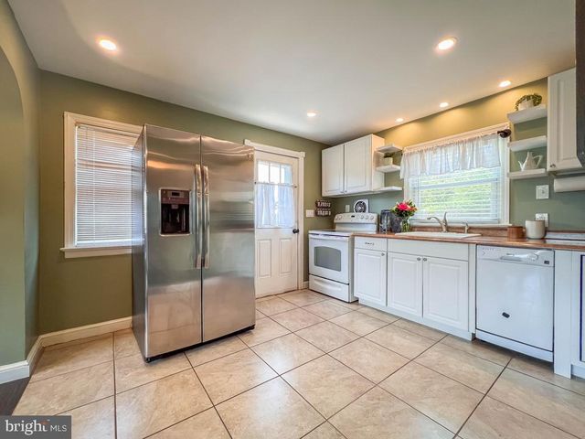 514 PROSPECT AVE, Morrisville, PA 19067