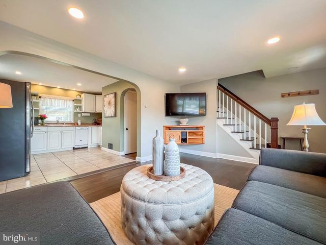 514 PROSPECT AVE, Morrisville, PA 19067