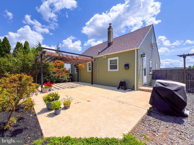 514 PROSPECT AVE, Morrisville, PA 19067